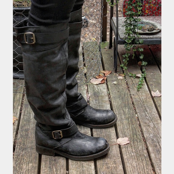 knee high engineer boots